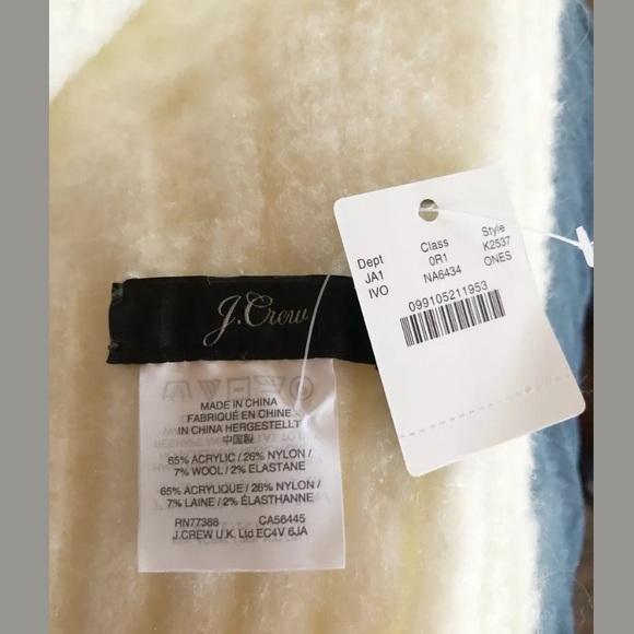 J Crew Loopy Stitch Oversized Cable Knit Scarf - Picture 4 of 4